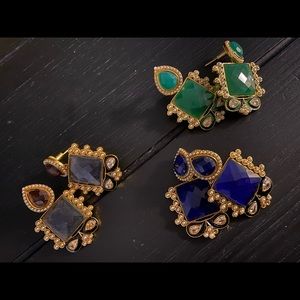 Please see all pics for a variety of earrings.